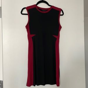 The limited Vintage 2000s color blocked mini dress